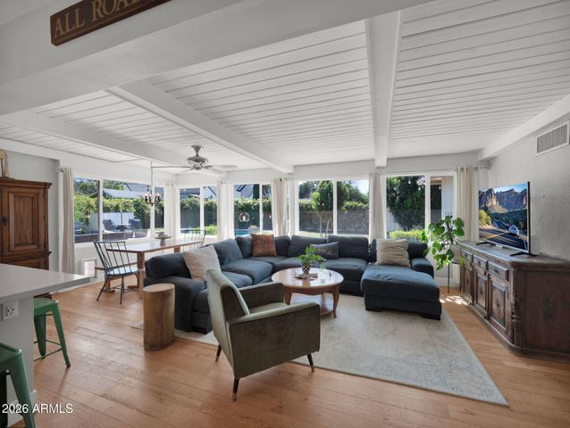 223 W AUGUSTA Avenue, Phoenix, AZ 85021