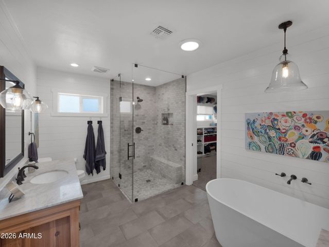 223 W AUGUSTA Avenue, Phoenix, AZ 85021