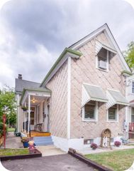 809 Military Road, Unincorporated, MO 63125