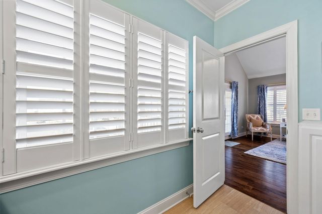 102 W 19th Street, Chattanooga, TN 37408