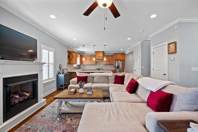 102 W 19th Street, Chattanooga, TN 37408