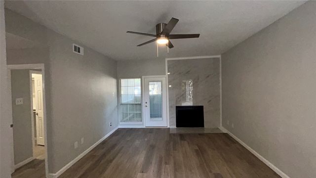 3611 W Northgate Drive 120, Irving, TX 75062