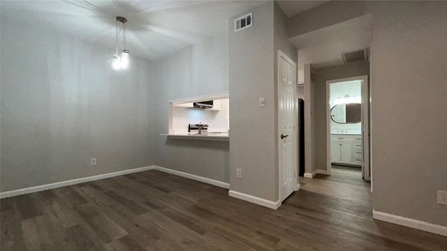 3611 W Northgate Drive 120, Irving, TX 75062