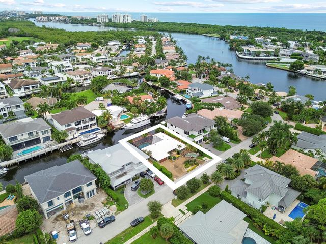 531 Silver Lane, Boca Raton, FL 33432