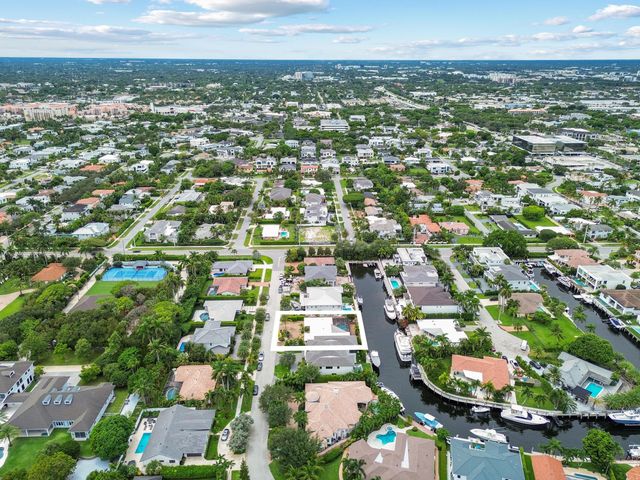 531 Silver Lane, Boca Raton, FL 33432