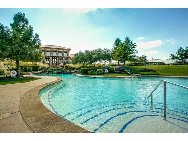 4953 Grinstein Drive, Fort Worth, TX 76244