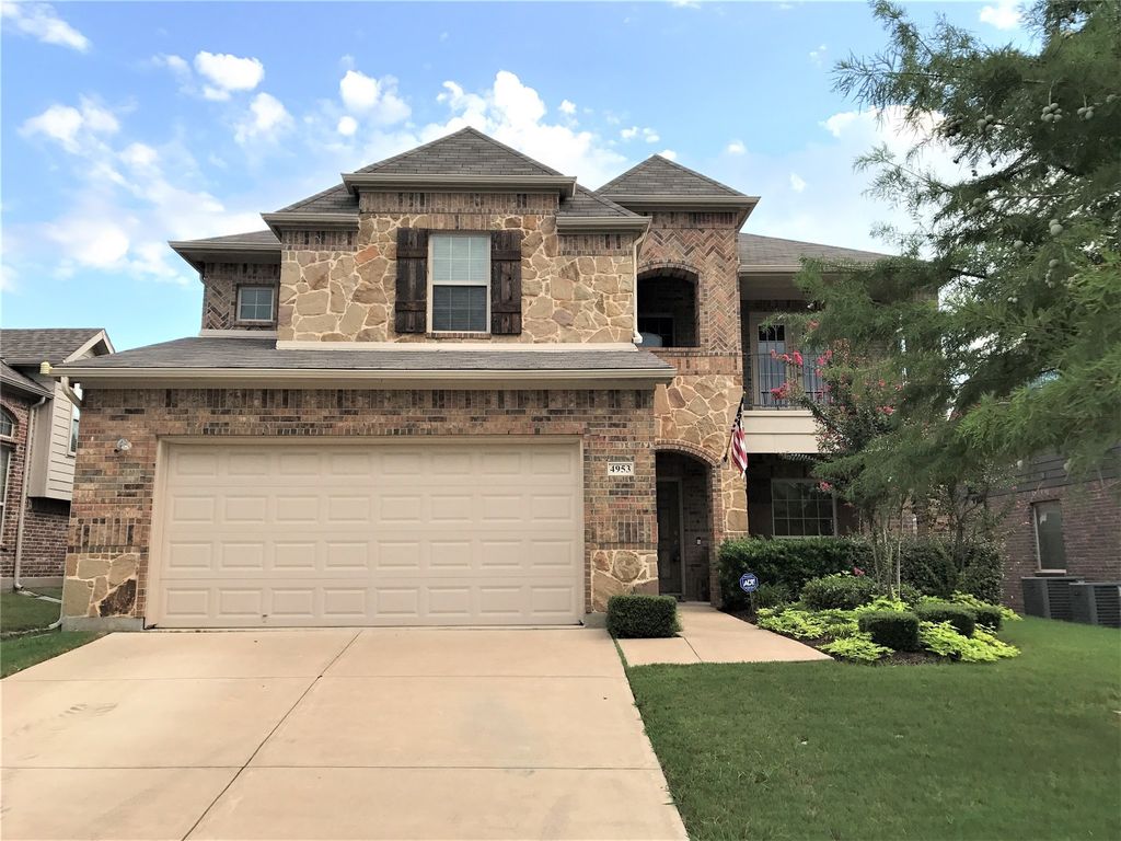 4953 Grinstein Drive, Fort Worth, TX 76244