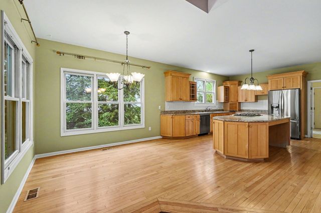 5115 Queen Victoria Lane, Kalamazoo, MI 49009