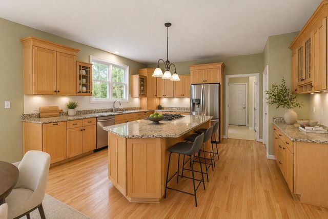 5115 Queen Victoria Lane, Kalamazoo, MI 49009