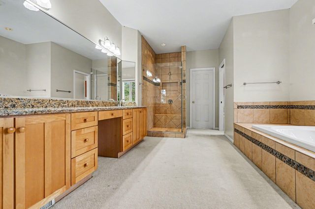 5115 Queen Victoria Lane, Kalamazoo, MI 49009