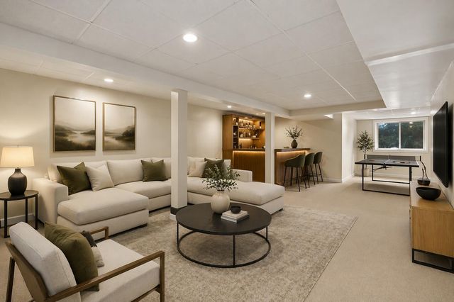 5115 Queen Victoria Lane, Kalamazoo, MI 49009