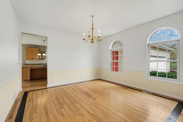 5115 Queen Victoria Lane, Kalamazoo, MI 49009