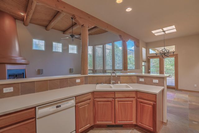 13216 MOONDANCE Place NE, Albuquerque, NM 87111