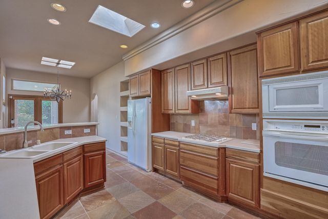 13216 MOONDANCE Place NE, Albuquerque, NM 87111