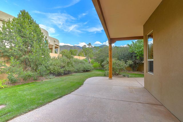 13216 MOONDANCE Place NE, Albuquerque, NM 87111