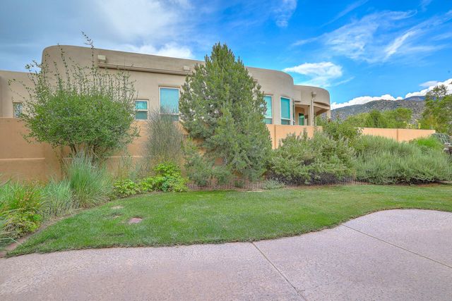 13216 MOONDANCE Place NE, Albuquerque, NM 87111