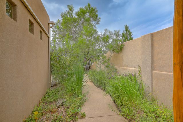 13216 MOONDANCE Place NE, Albuquerque, NM 87111