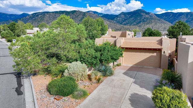 13216 MOONDANCE Place NE, Albuquerque, NM 87111