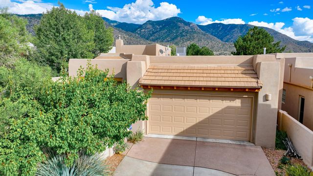 13216 MOONDANCE Place NE, Albuquerque, NM 87111