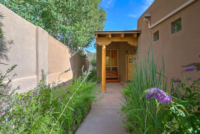 13216 MOONDANCE Place NE, Albuquerque, NM 87111