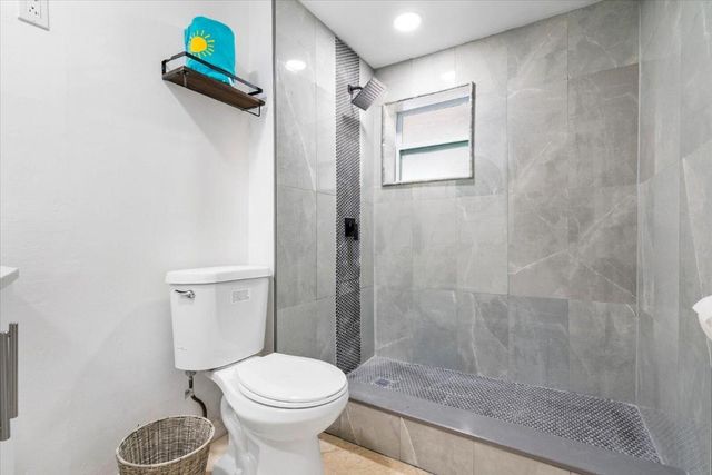 236 SW 14th Street, Dania Beach, FL 33004