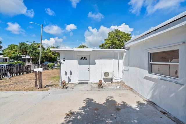 236 SW 14th Street, Dania Beach, FL 33004