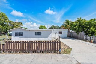 236 SW 14th Street, Dania Beach, FL 33004