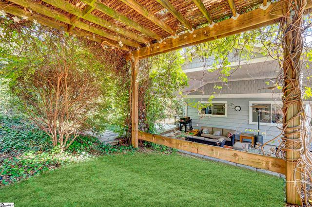 921 Brentwood Drive, Spartanburg, SC 29302