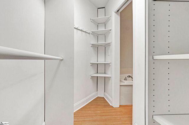 921 Brentwood Drive, Spartanburg, SC 29302