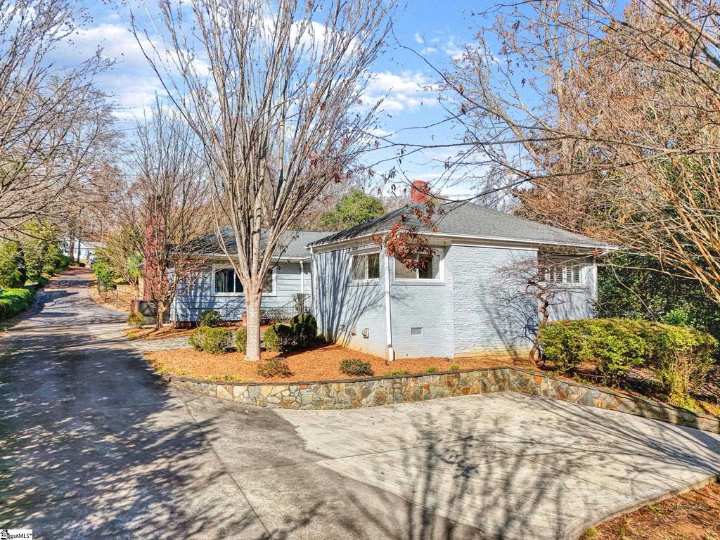 921 Brentwood Drive, Spartanburg, SC 29302