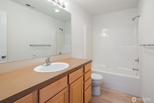 3910 61st Avenue E, Fife, WA 98424