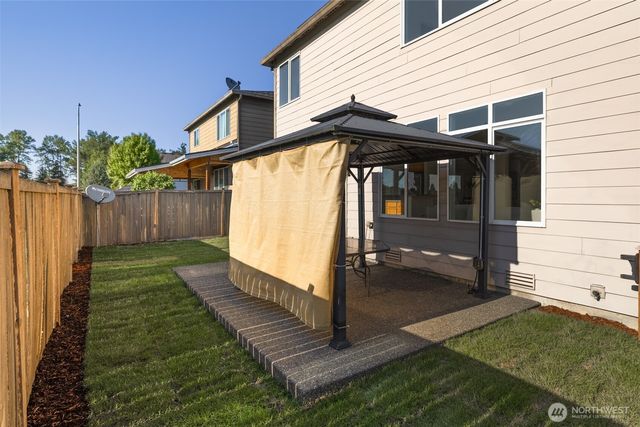 3910 61st Avenue E, Fife, WA 98424