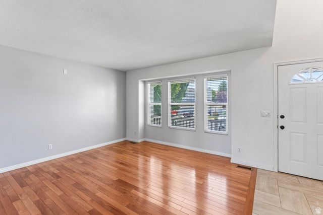 2050 W 5620 S, Taylorsville, UT 84129