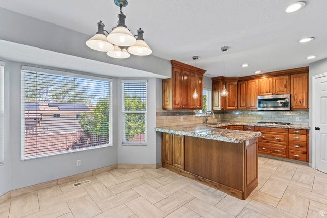 2050 W 5620 S, Taylorsville, UT 84129