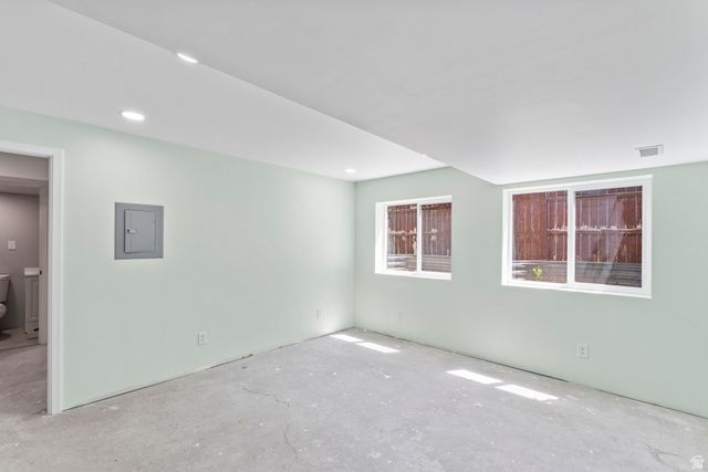 2050 W 5620 S, Taylorsville, UT 84129