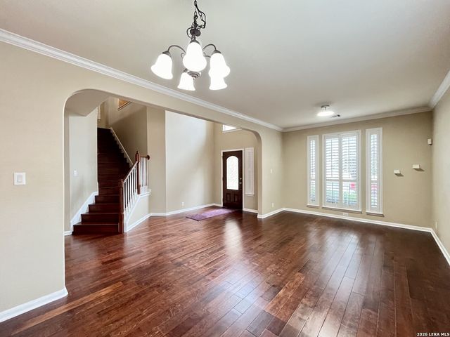 9114 Rio Sedona Dam, Helotes, TX 78023