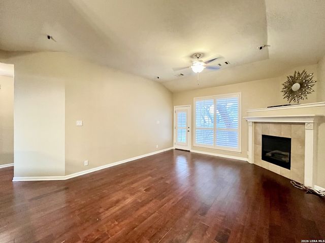 9114 Rio Sedona Dam, Helotes, TX 78023