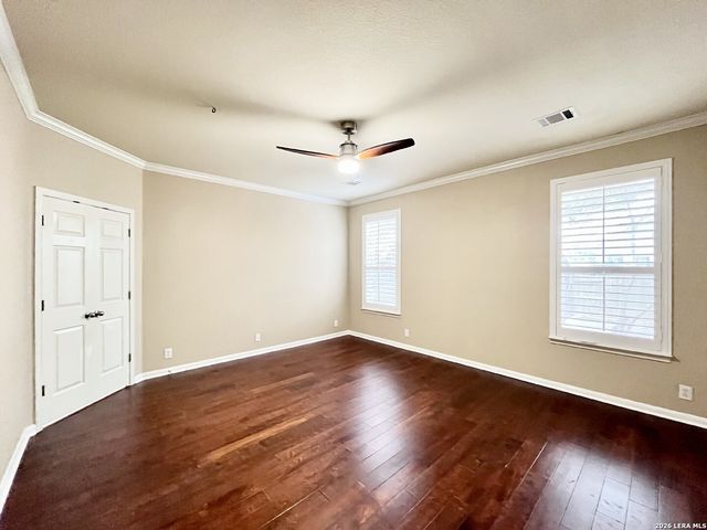 9114 Rio Sedona Dam, Helotes, TX 78023