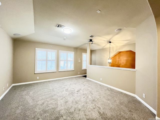 9114 Rio Sedona Dam, Helotes, TX 78023