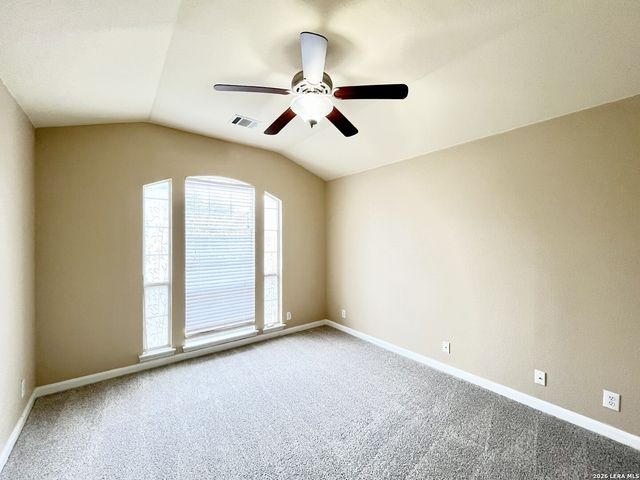 9114 Rio Sedona Dam, Helotes, TX 78023