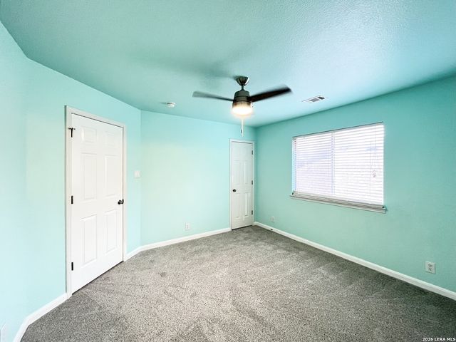 9114 Rio Sedona Dam, Helotes, TX 78023
