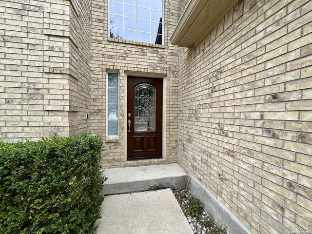 9114 Rio Sedona Dam, Helotes, TX 78023
