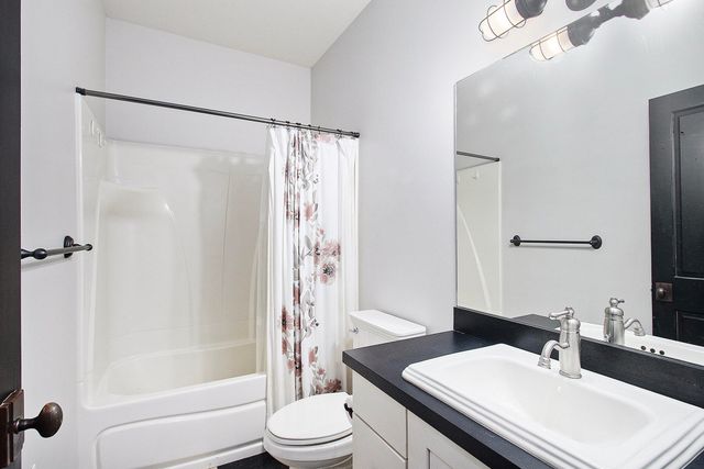 3464 Jeffrey Spur, Hamilton, MI 49419