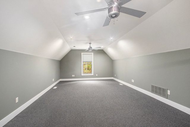 3464 Jeffrey Spur, Hamilton, MI 49419