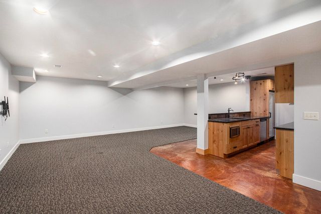 3464 Jeffrey Spur, Hamilton, MI 49419