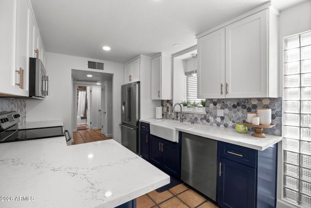 6159 E INDIAN SCHOOL Road 108, Scottsdale, AZ 85251