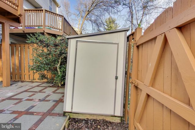 2851 STRAUSS TER, Silver Spring, MD 20904