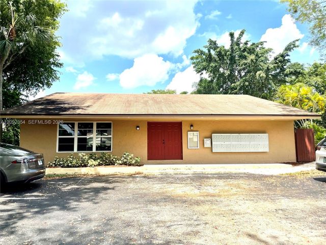 7175 Nova Drive 107, Davie, FL 33317