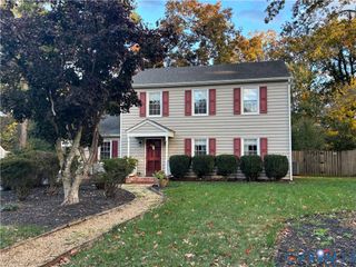 1949 Early Settlers Rd, North Chesterfield, VA 23235