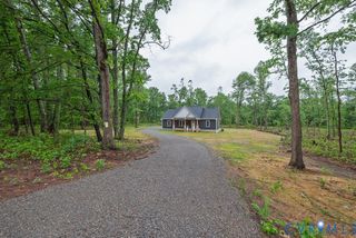 9256 Fredericks Hall Rd, Mineral, VA 23117